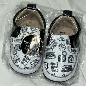 Monkey Feet Baby Crib Shoes Infant Moccasins Cameras Photography size 3-6m New